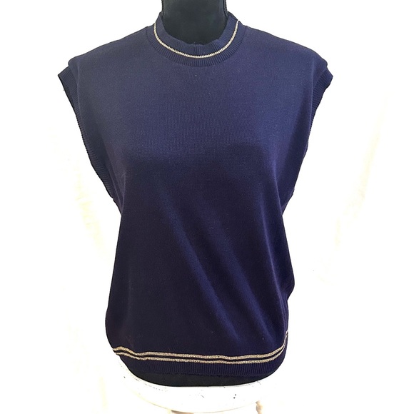 Bay Point Threads Vtg Womens Small Twinset Blue Gold Embroidered Crest Nautical - Picture 5 of 12